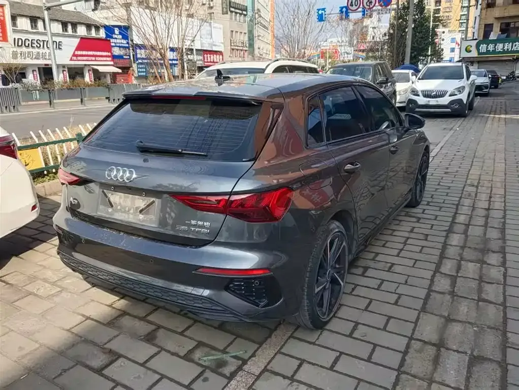 Audi A3 2022 из CN, фото 7