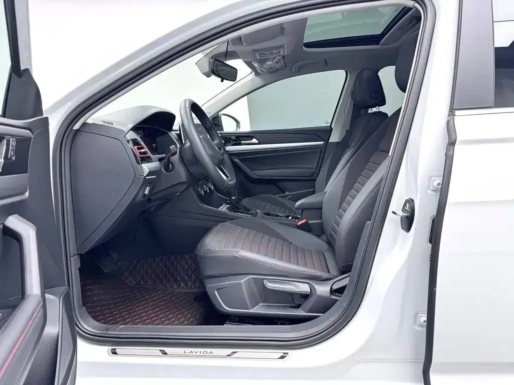 Volkswagen Lavida 2023 из CN, фото 9