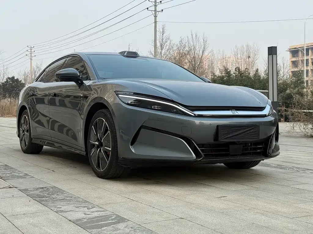 BYD Han 2025 из CN, фото 1
