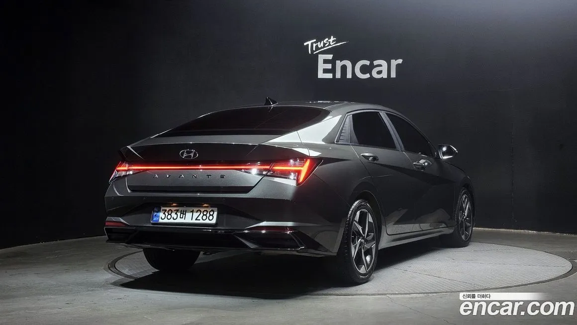 Hyundai AVANTE — фото 3