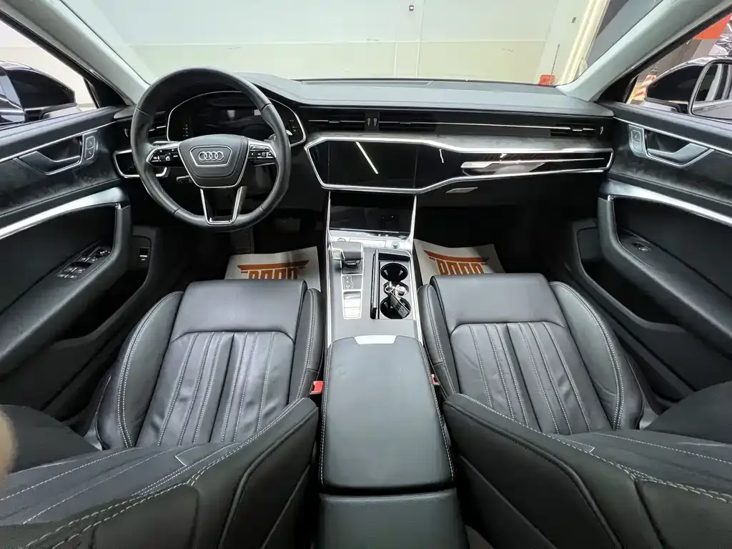 Audi A6L 2024 из CN, фото 9