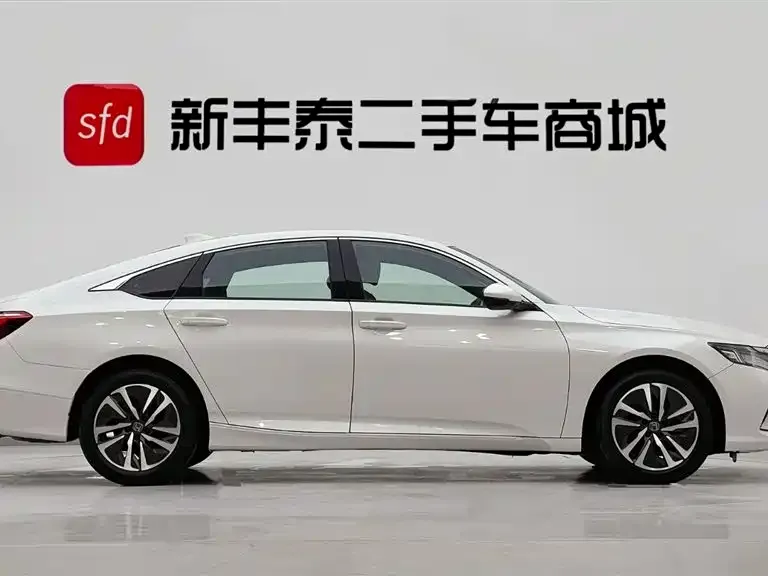 Honda Inspire — фото 8