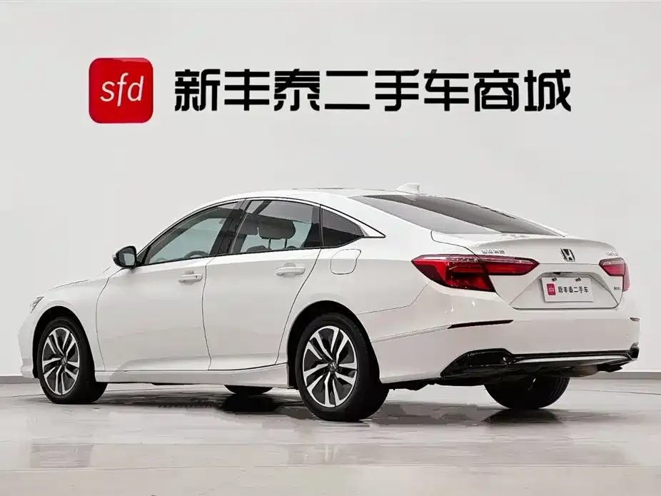 Honda Inspire — фото 4