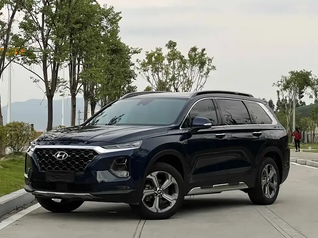 Hyundai Santa Fe 2021 из CN, фото 1
