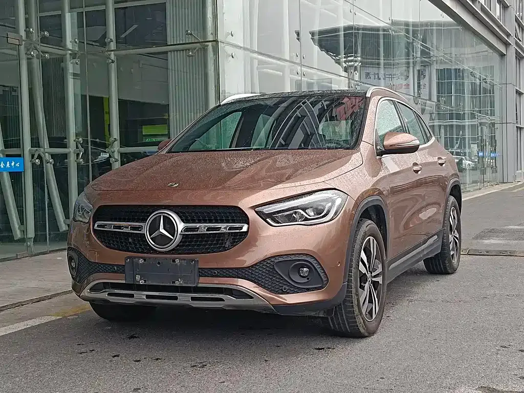 Mercedes-Benz GLA 2023 из CN, фото 1