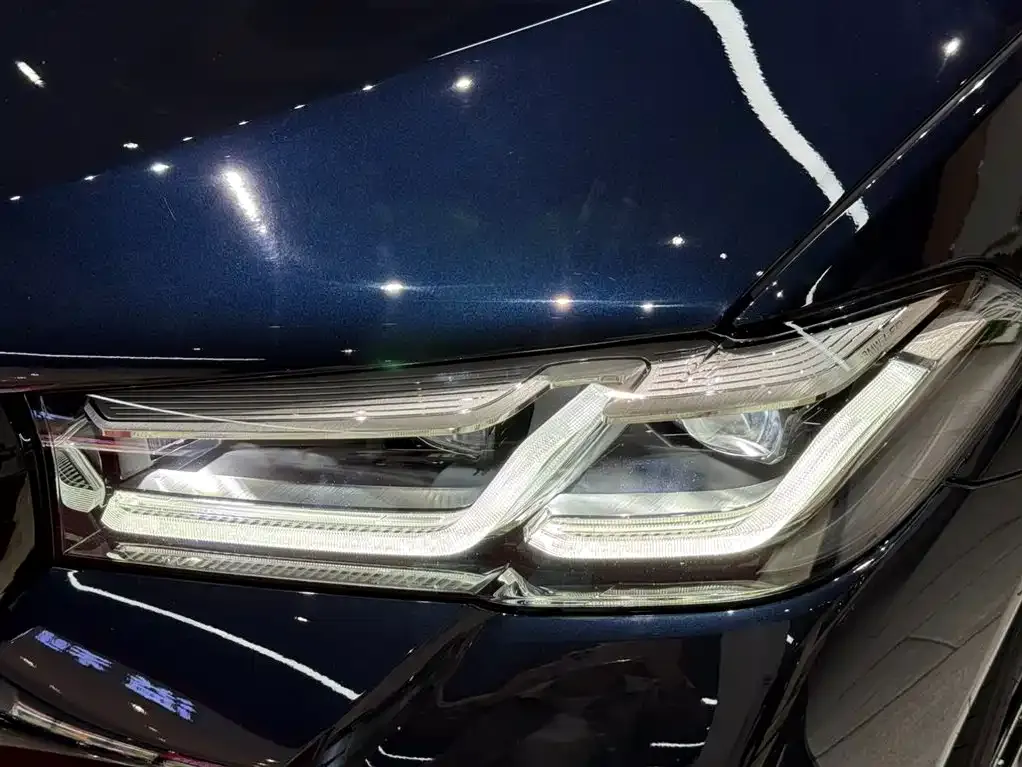 BMW 5 Series (Import) 2023 из CN, фото 4