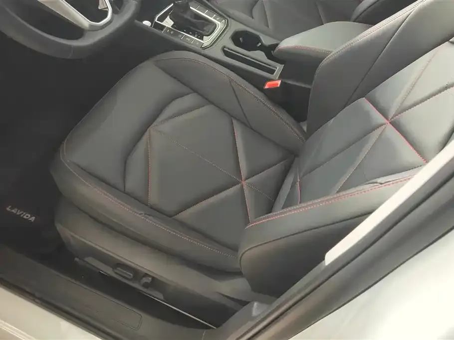 Volkswagen Lavida 2024 из CN, фото 8