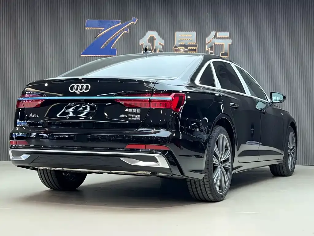 Audi A6L — фото 4