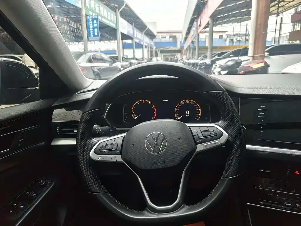 Volkswagen Passat — фото 10