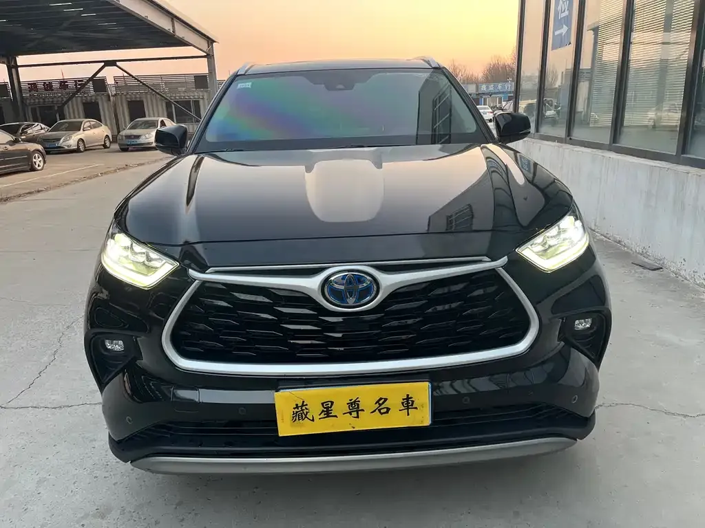 Toyota Highlander 2021 из CN, фото 1