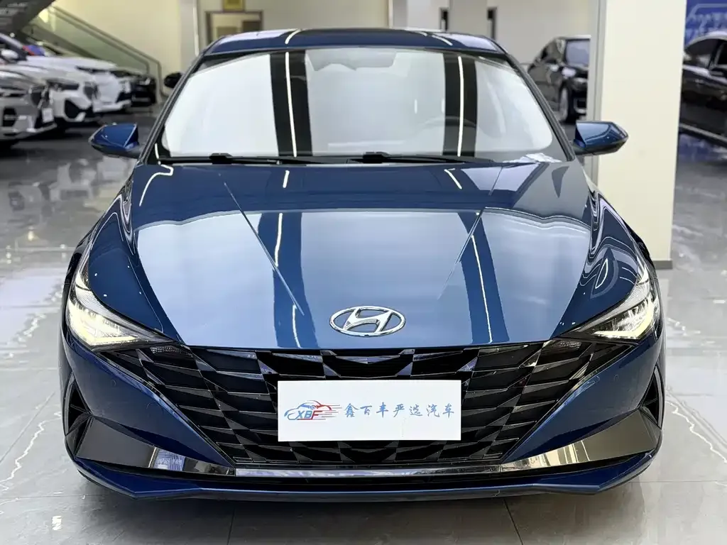 Hyundai Elantra 2023 из CN, фото 2