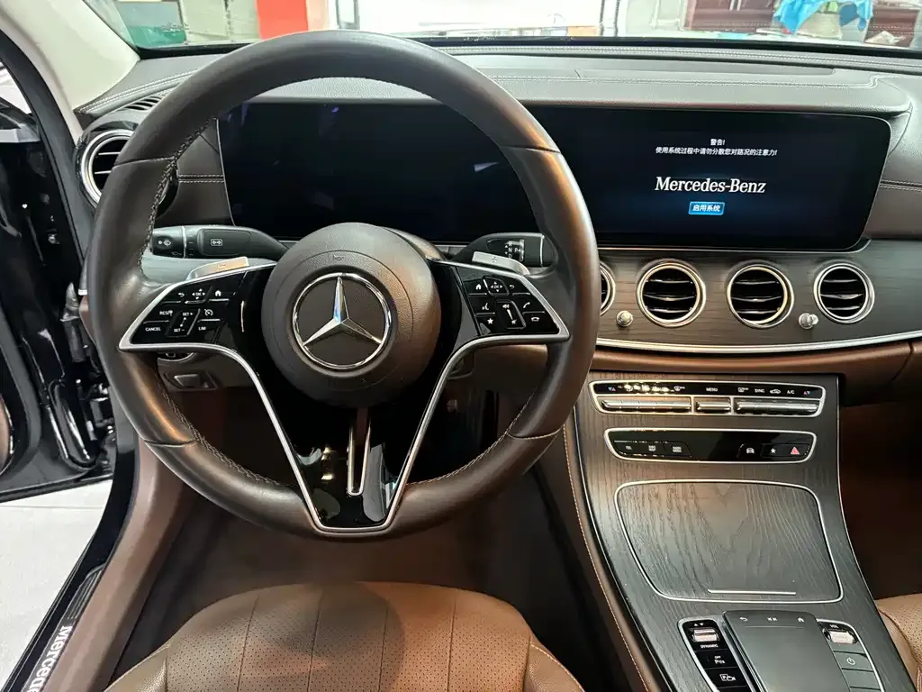 Mercedes-Benz E-Class 2023 из CN, фото 8