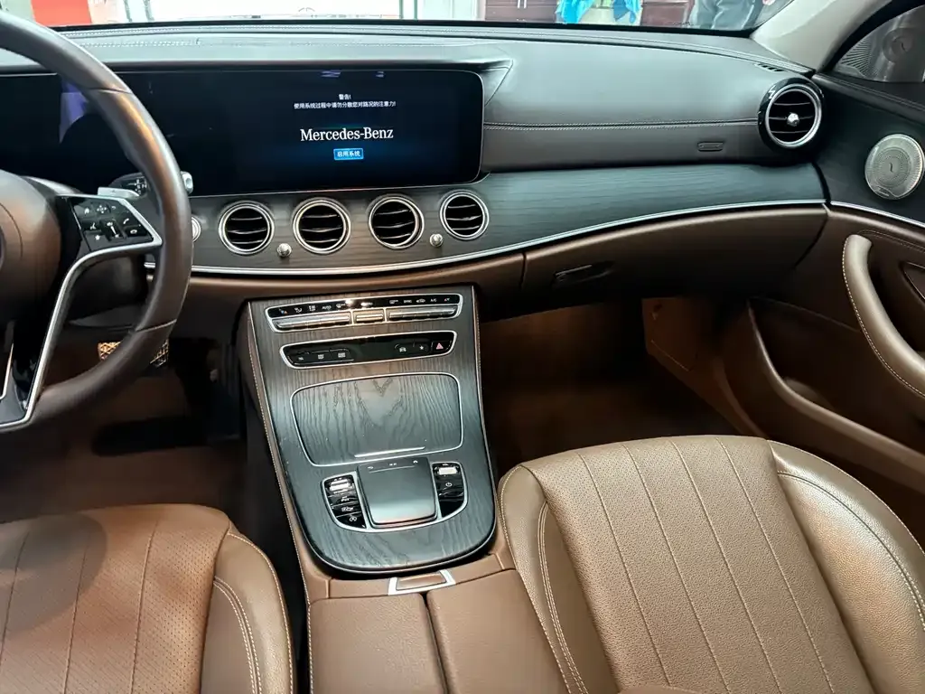 Mercedes-Benz E-Class 2023 из CN, фото 10
