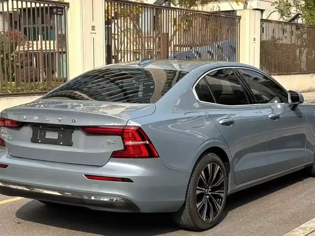 Volvo S60 2022 из CN, фото 6