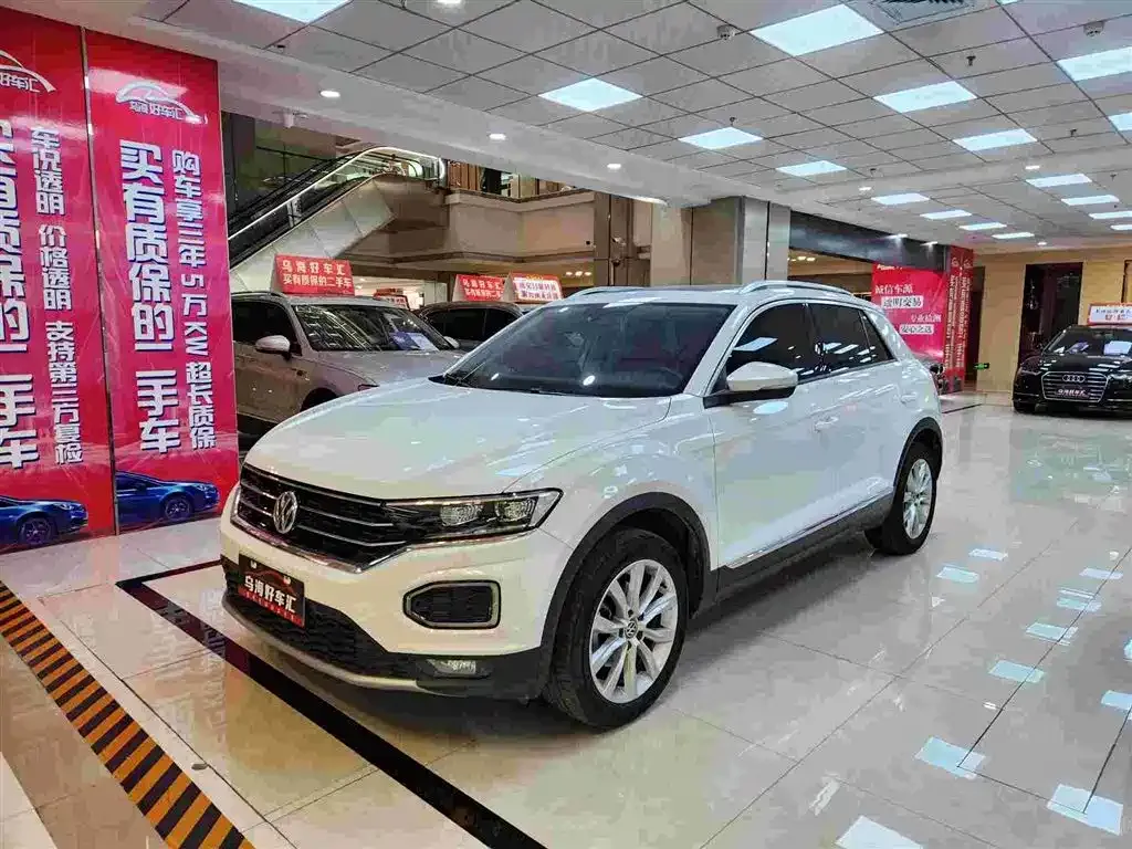 Volkswagen T-Roc 2022 из CN, фото 1