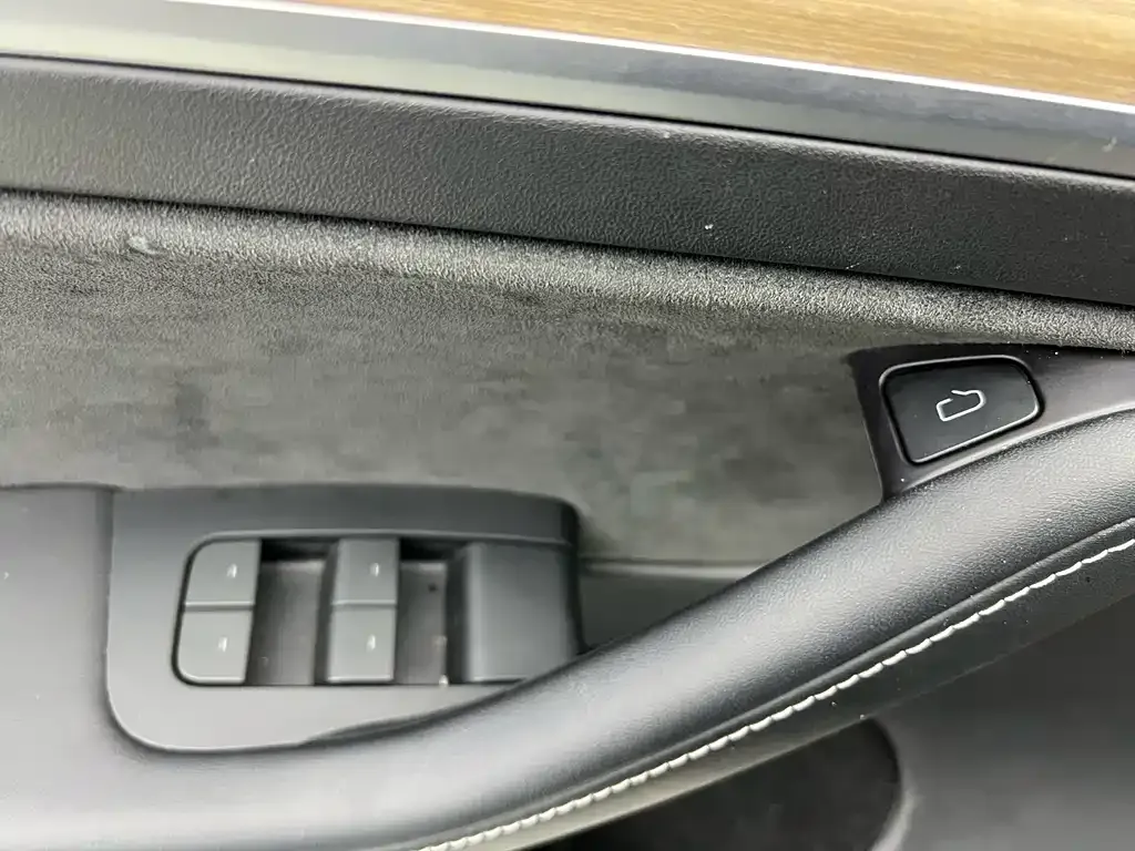 Tesla Model Y 2023 из CN, фото 7