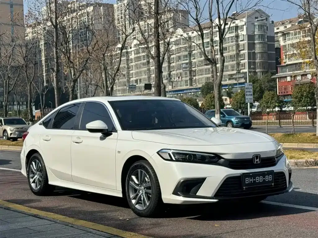 Honda Civic — фото 10