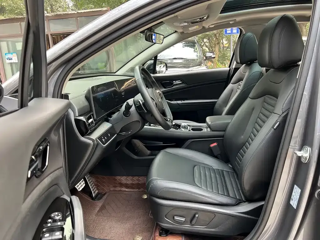 Kia Sportage 2023 из CN, фото 4