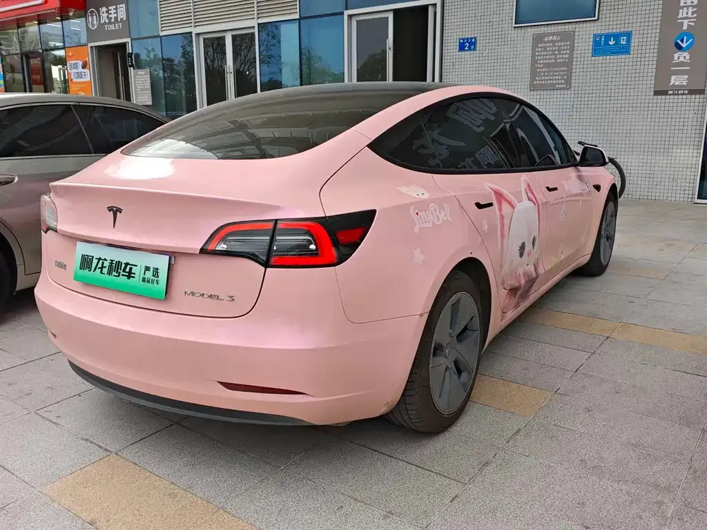 Tesla Model 3 — фото 2