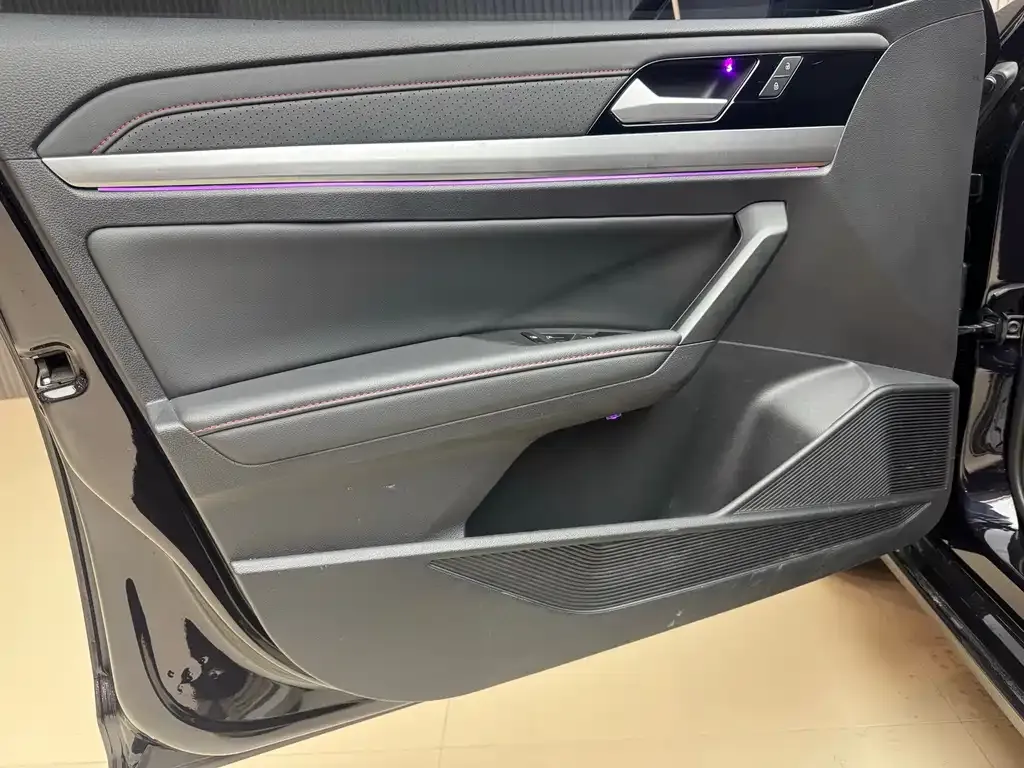 Volkswagen Lavida 2023 из CN, фото 3