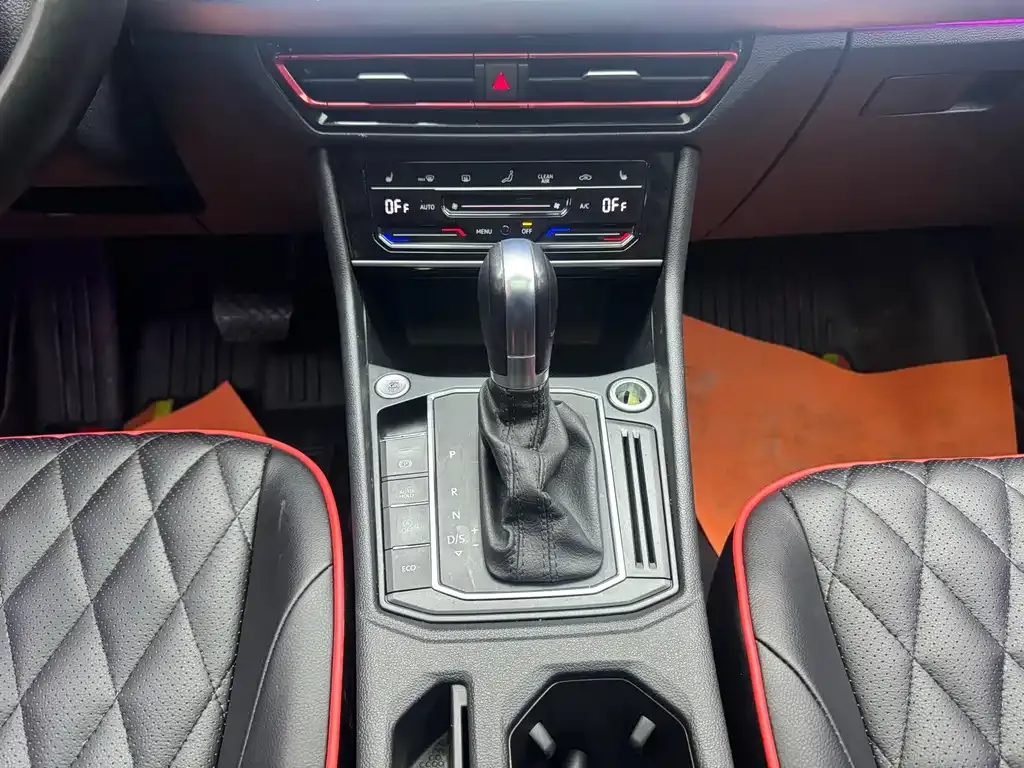 Volkswagen Lavida 2023 из CN, фото 10