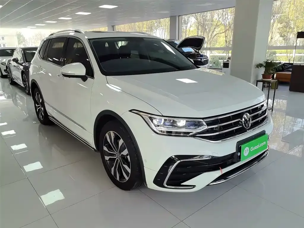 Volkswagen Tiguan L 2024 из CN, фото 2