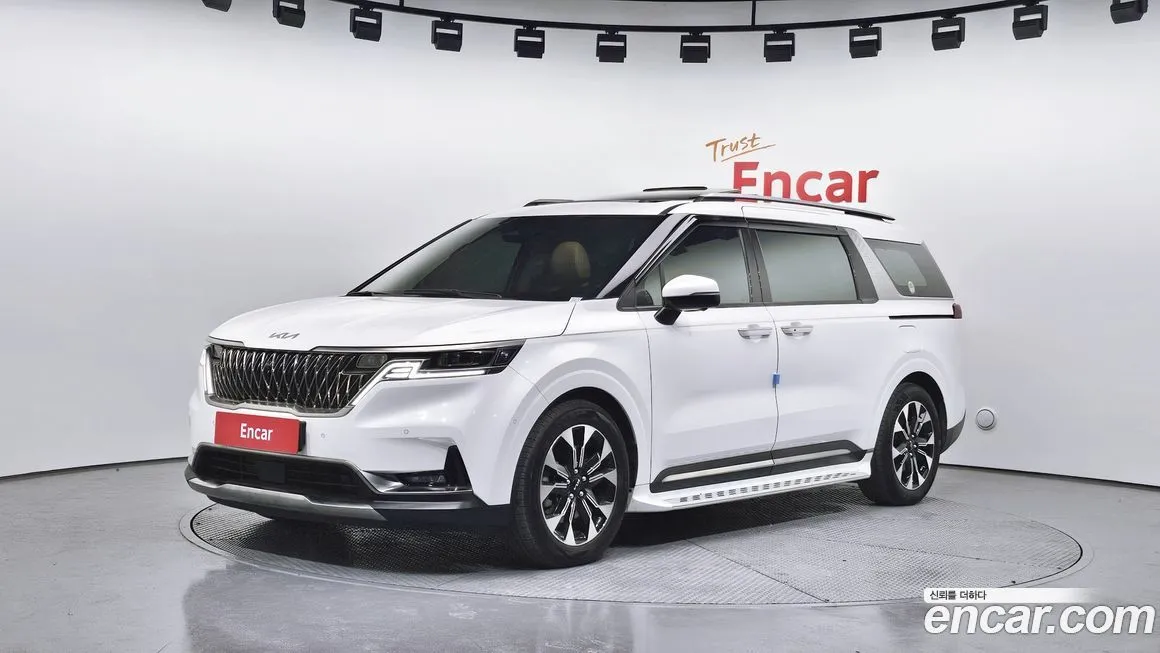 Kia Carnival 2023 из KR, фото 1