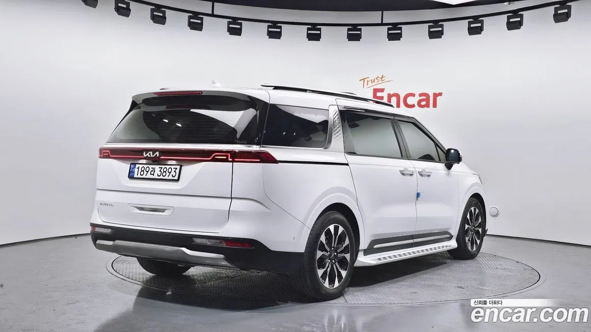Kia Carnival 2023 из KR, фото 2