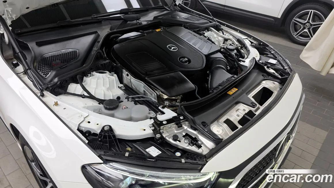 Mercedes-Benz E-Class 2024 из KR, фото 4