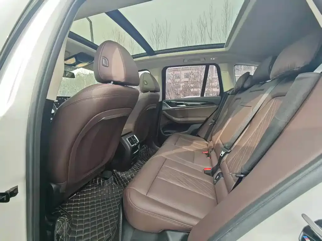 BMW X3 2024 из CN, фото 6