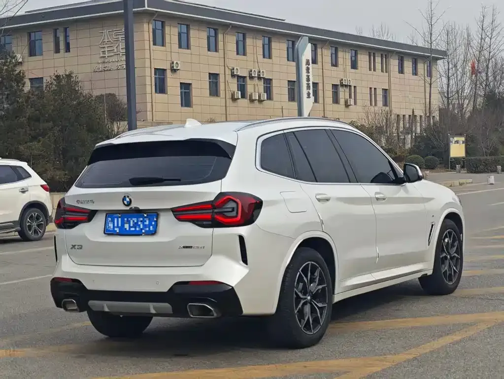 BMW X3 2024 из CN, фото 8