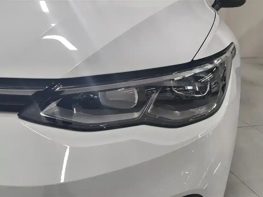 Volkswagen Golf 2025 из CN, фото 3