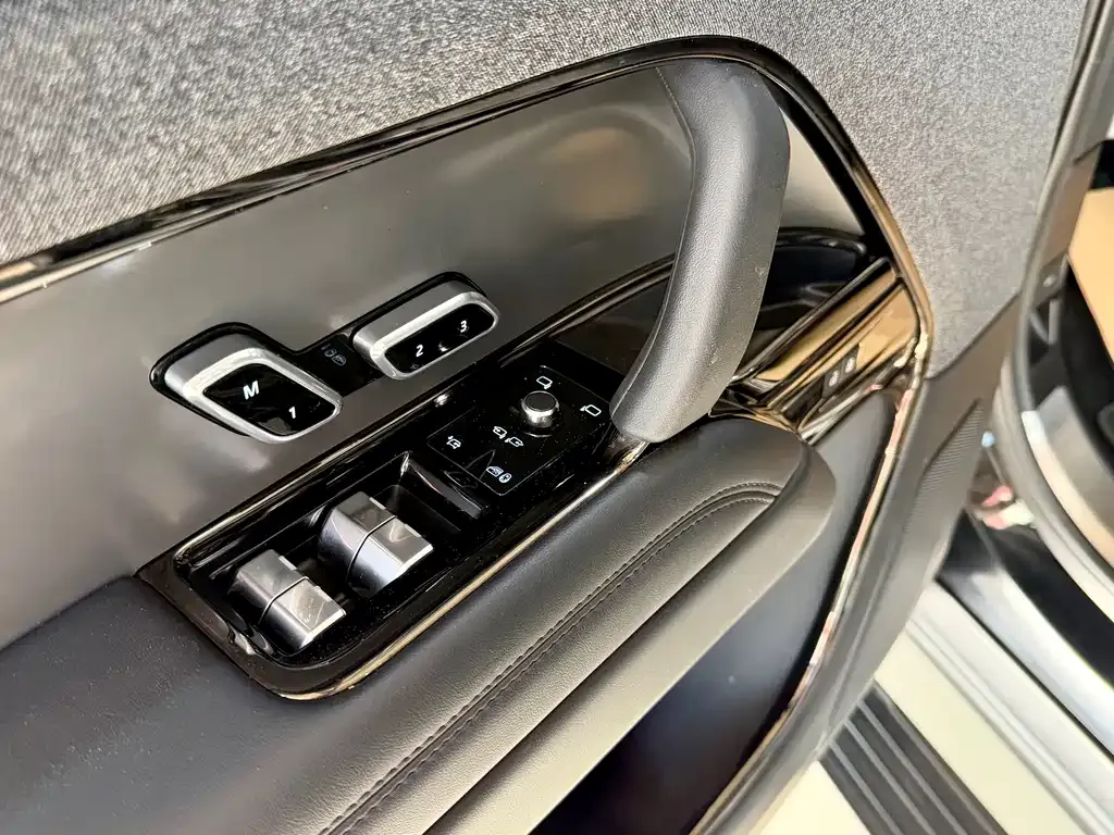Land Rover Sport 2023 из CN, фото 8