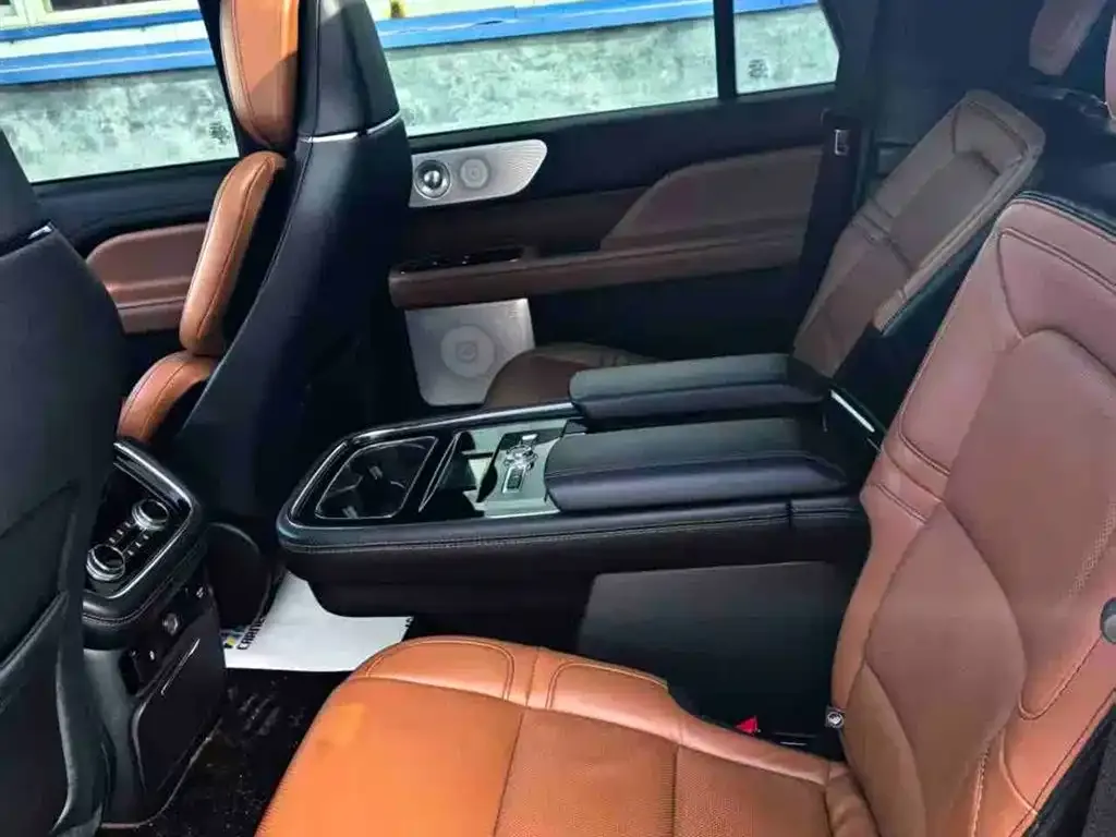 Lincoln Navigator 2022 из CN, фото 10