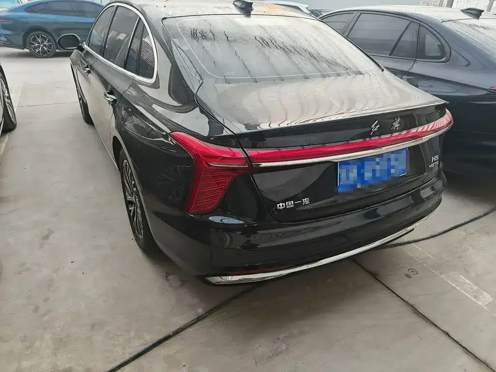 Hongqi H5 2024 из CN, фото 2