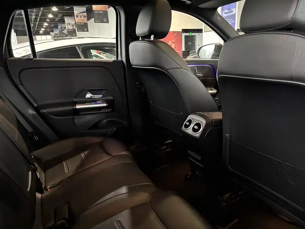Mercedes-Benz GLA 2021 из CN, фото 2