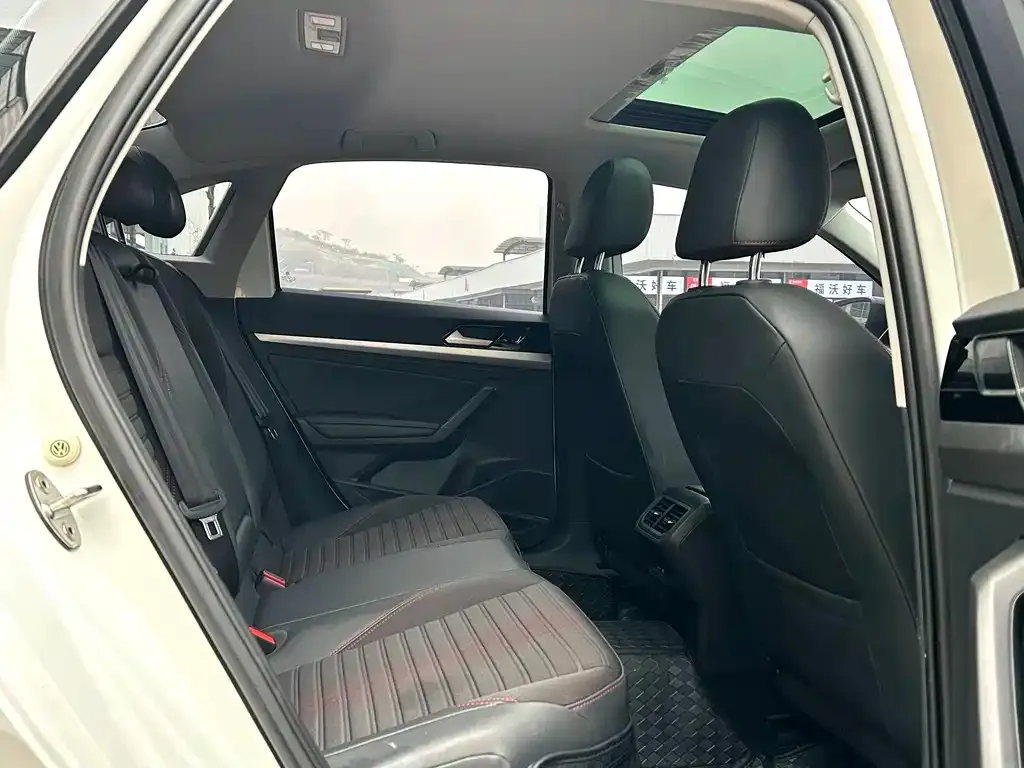 Volkswagen Lavida 2022 из CN, фото 2