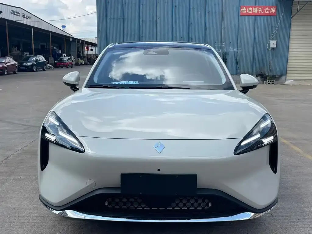 Baojun Yunhai 2025 из CN, фото 9