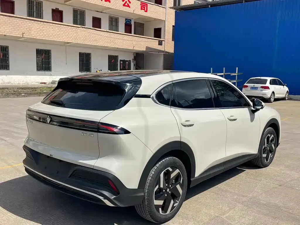 Baojun Yunhai 2025 из CN, фото 6