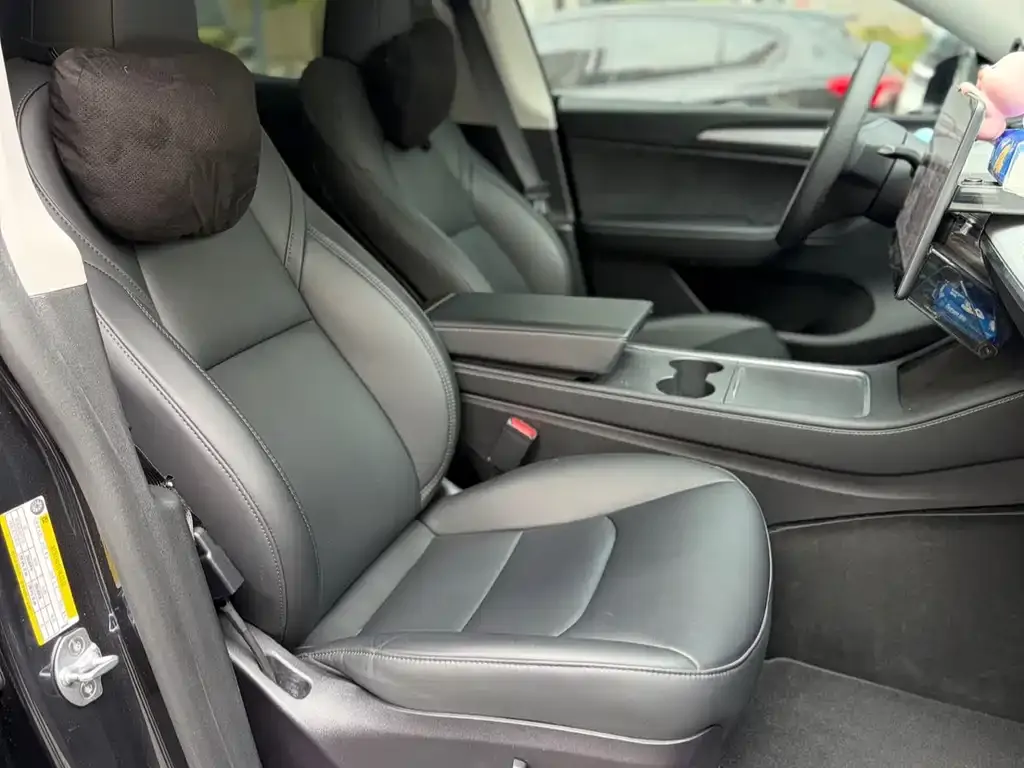 Tesla Model Y 2024 из CN, фото 3