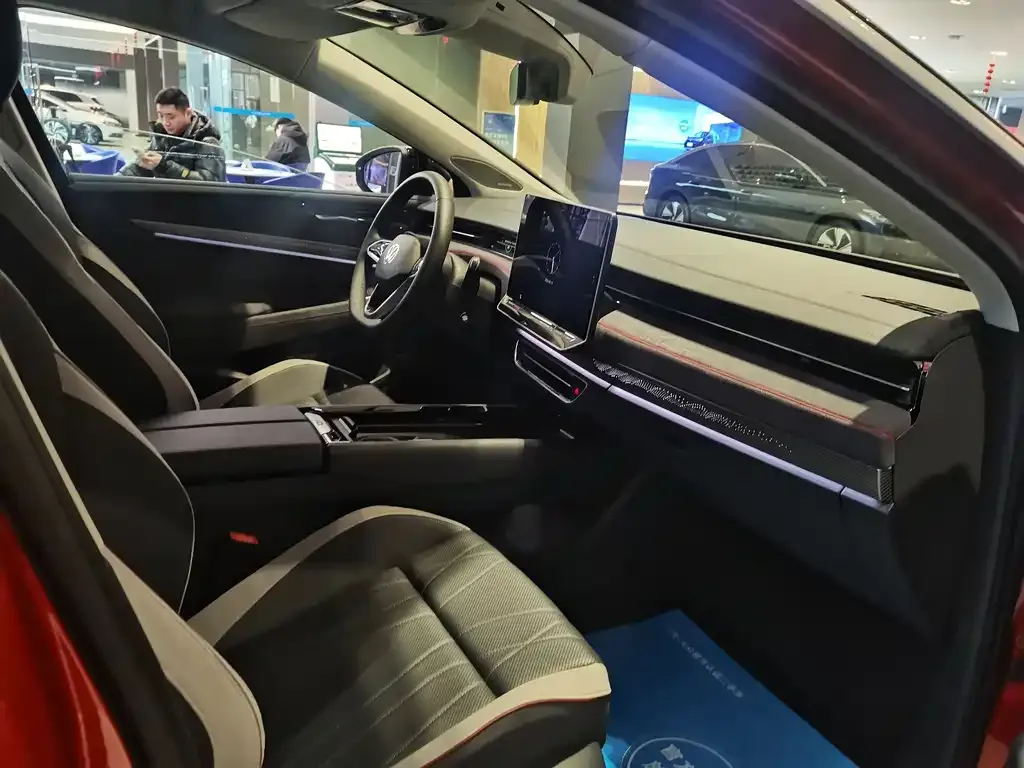 Volkswagen ID.7 VIZZION 2025 из CN, фото 8