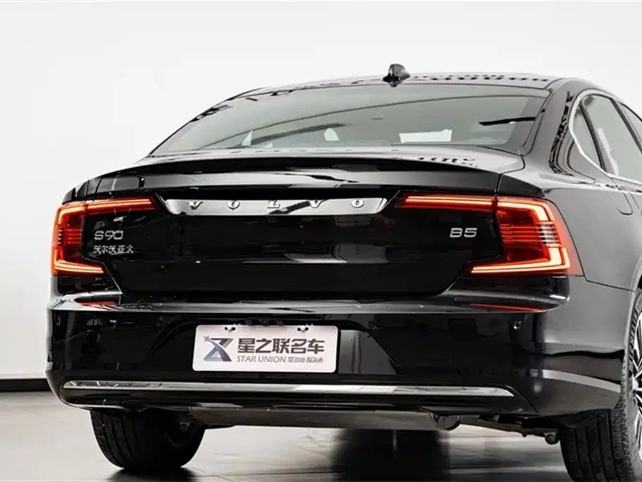 Volvo S90 — фото 9
