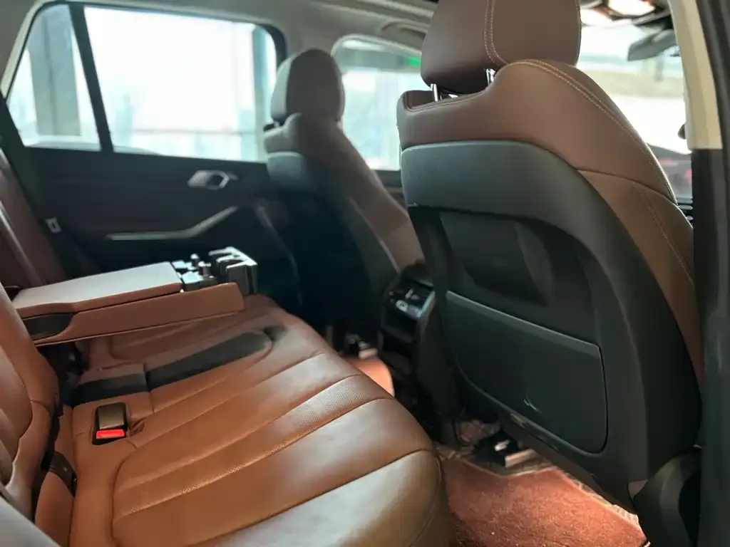 BMW X5 (Import) 2022 из CN, фото 2