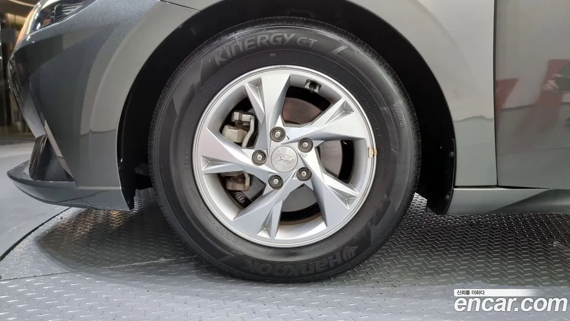 Hyundai AVANTE — фото 10