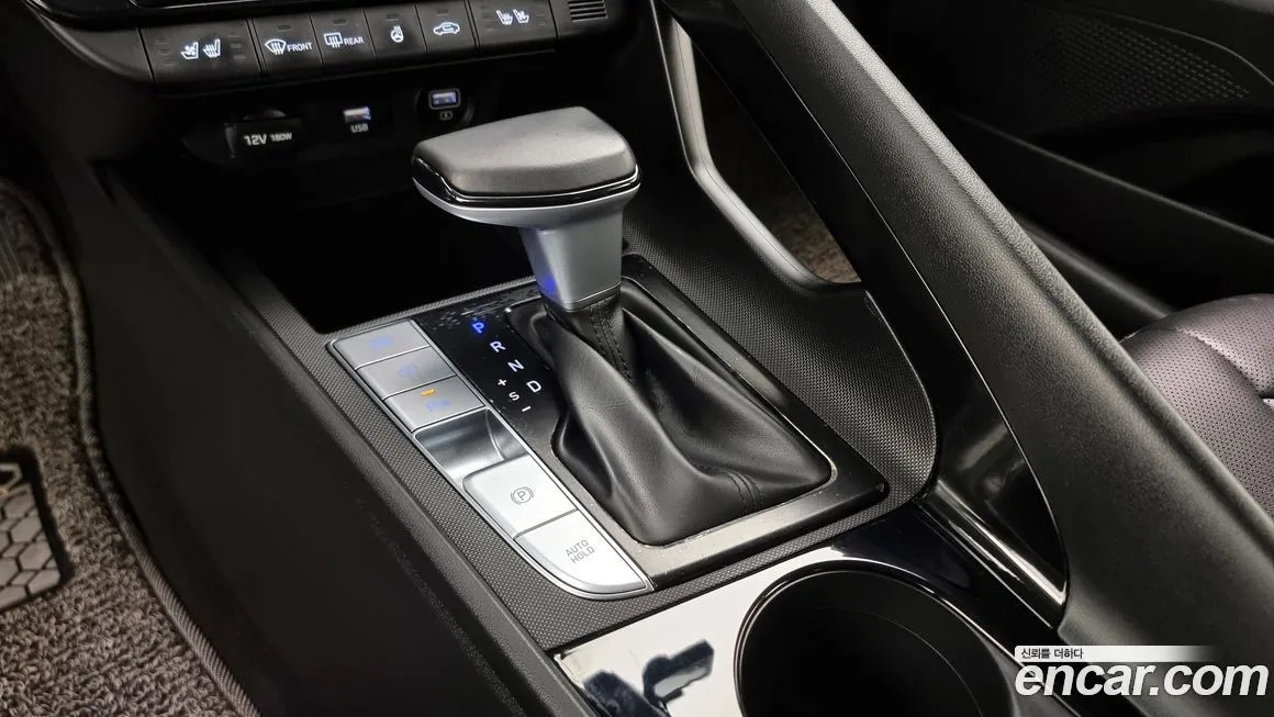 Hyundai AVANTE — фото 9