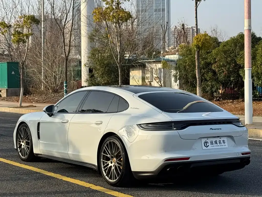 Porsche Panamera — фото 8