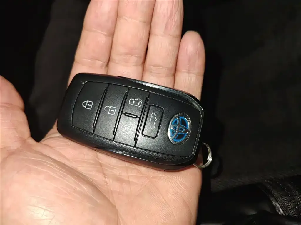 Toyota Sienna 2023 из CN, фото 9