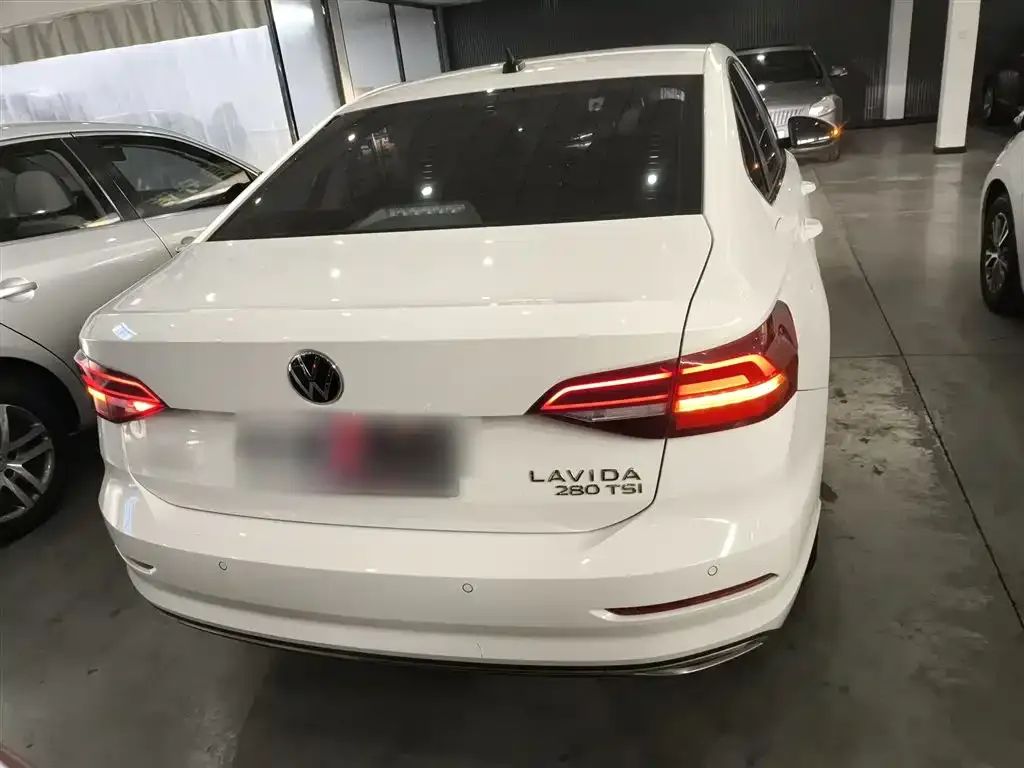 Volkswagen Lavida 2021 из CN, фото 9