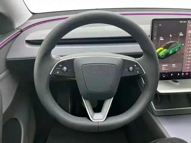 Tesla Model Y 2025 из CN, фото 7