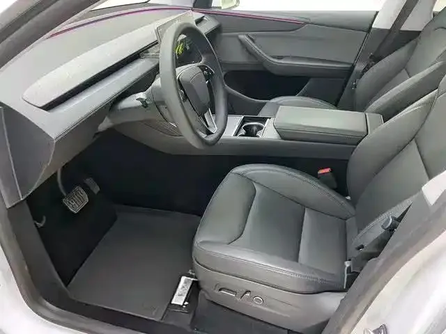 Tesla Model Y 2025 из CN, фото 4